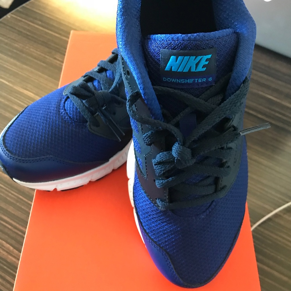 Nike Downshifter 6